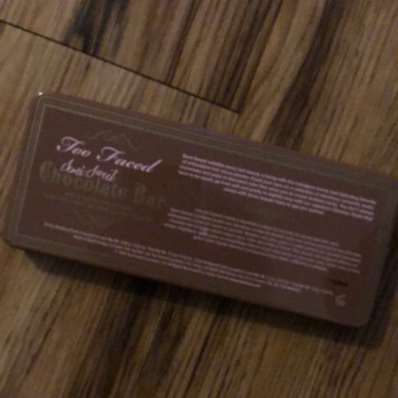 Too Faced Semi-Sweet Chocolate Palette - Picture 3 of 3